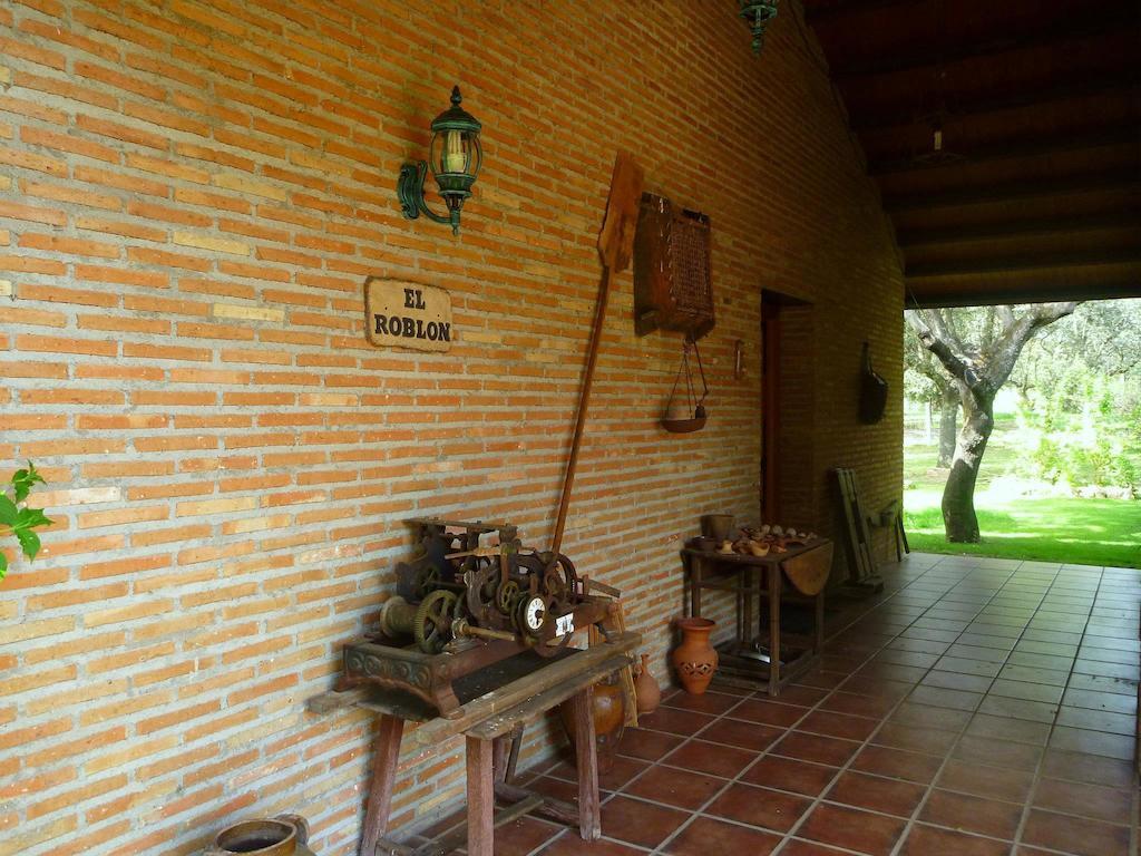 Casa Rural El Roblon Sartajada Eksteriør billede